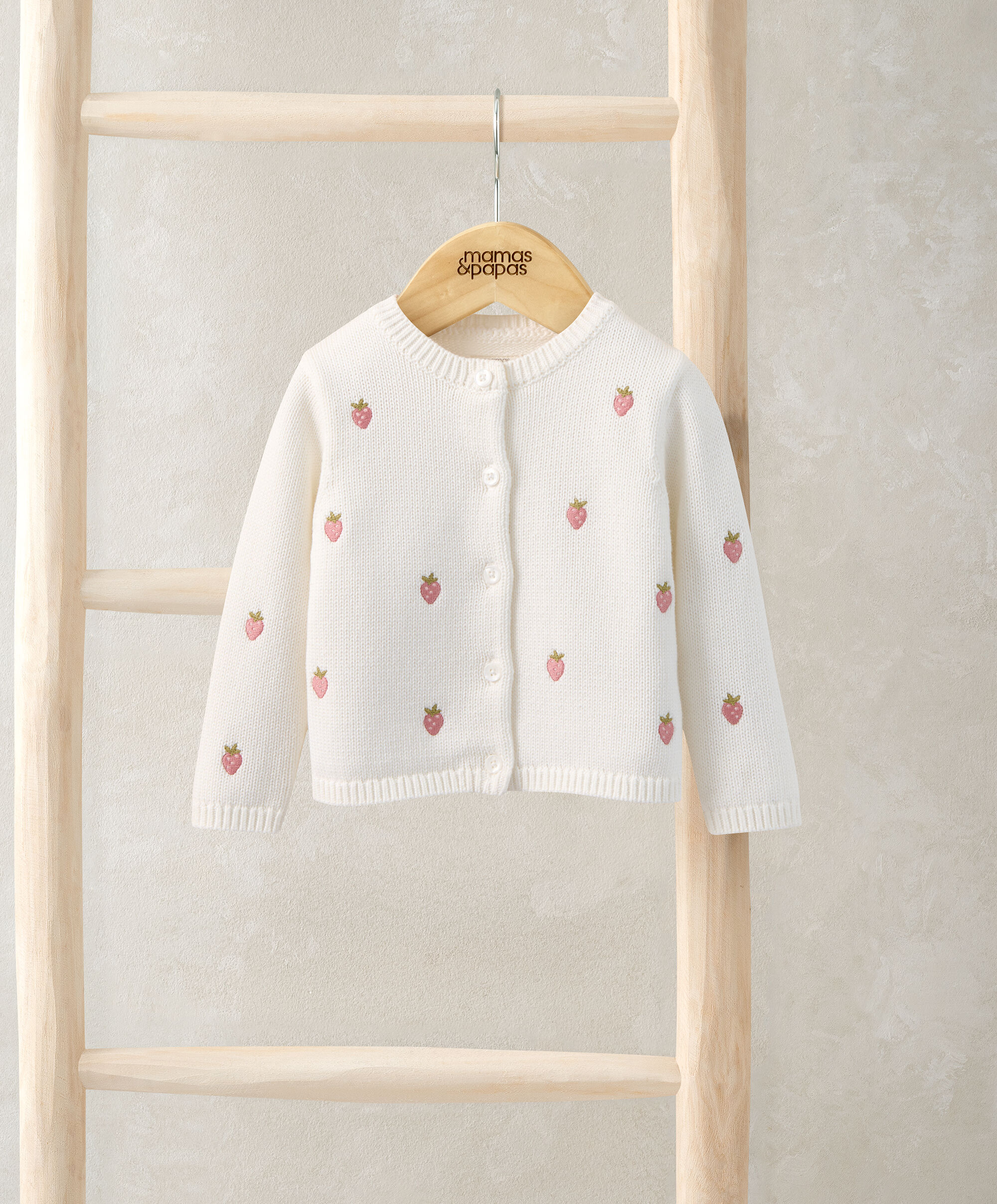 كارديغان بنقشة فراولة باللون الوردي