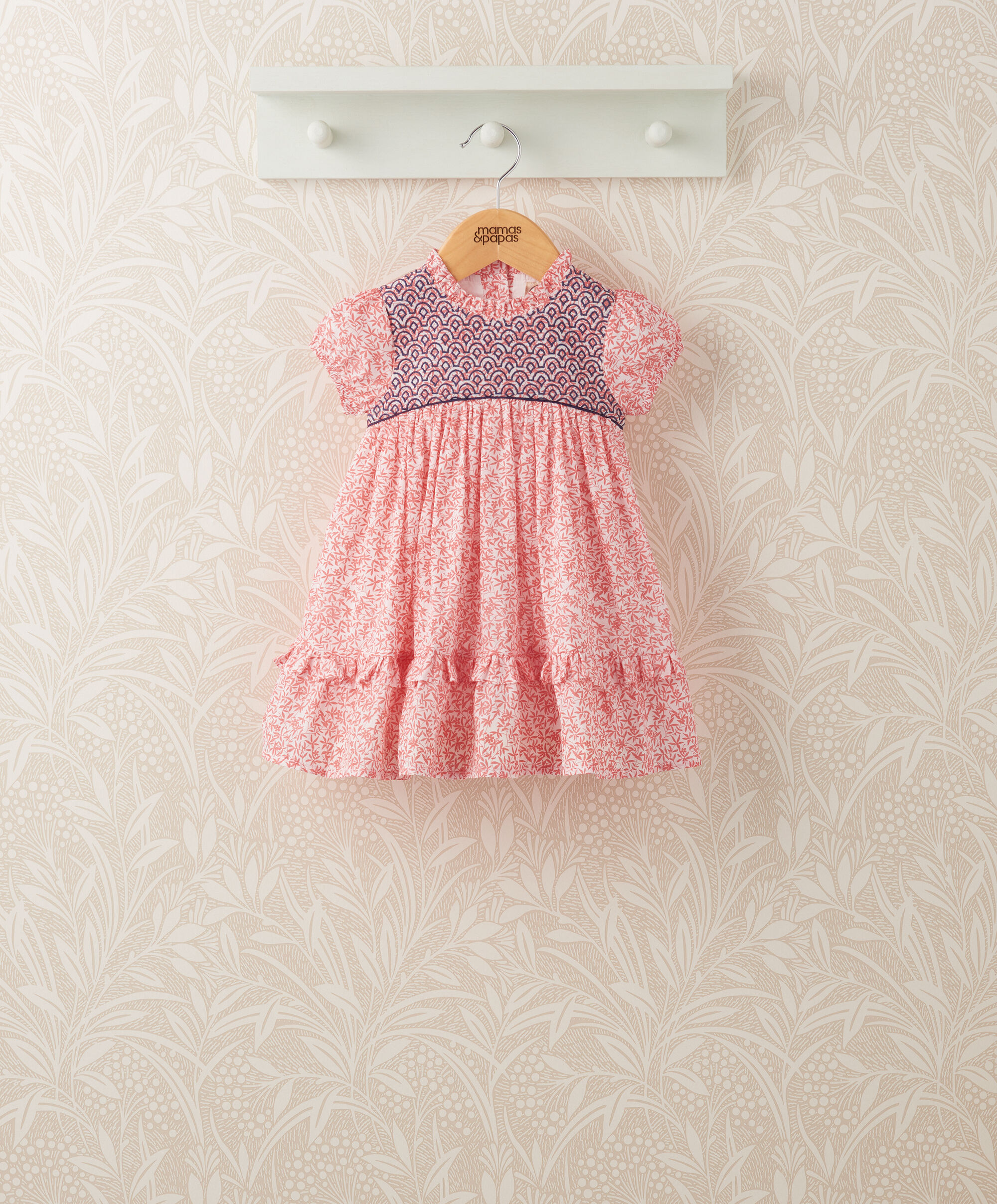 فستان مطرز بياقة كشكش image number 1