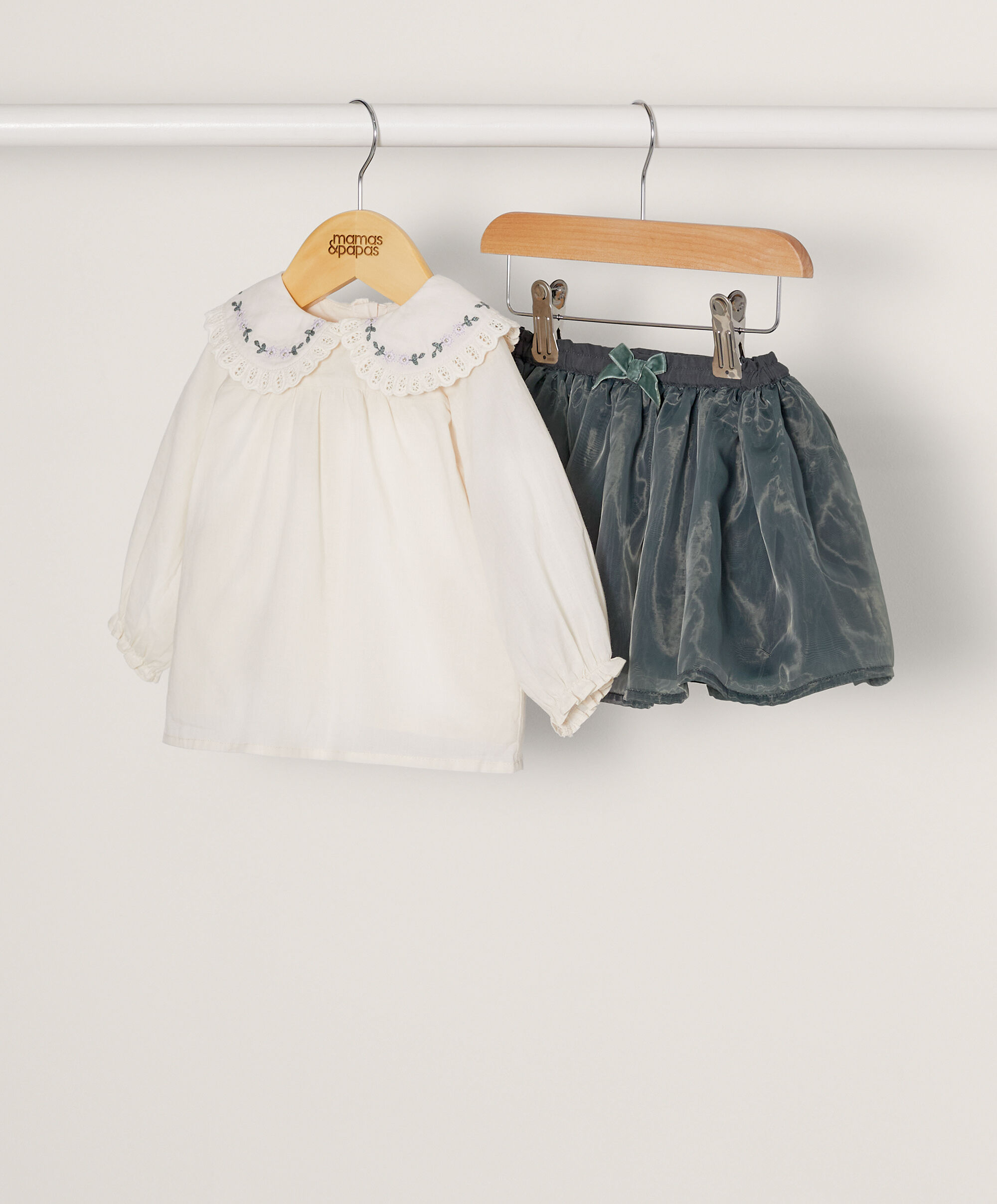 بلوزة بياقة مطرزة image number 4