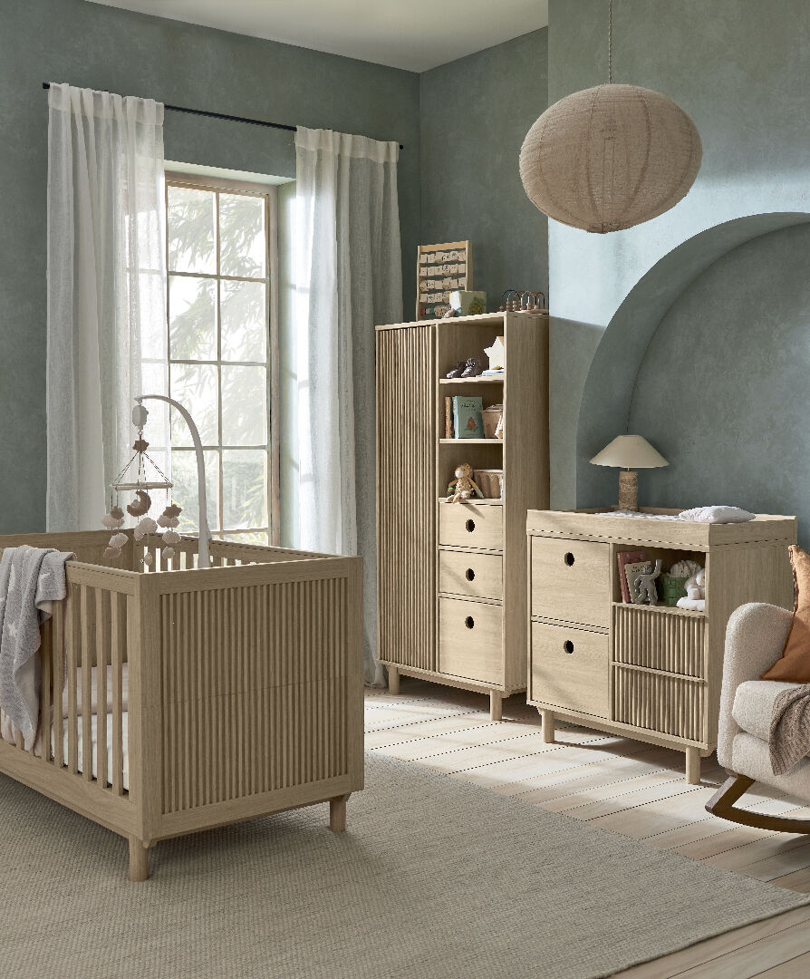 وحدة أدراج أوسكا نارو مع سطح تغيير، باللون ناتورال/ أوك image number 6