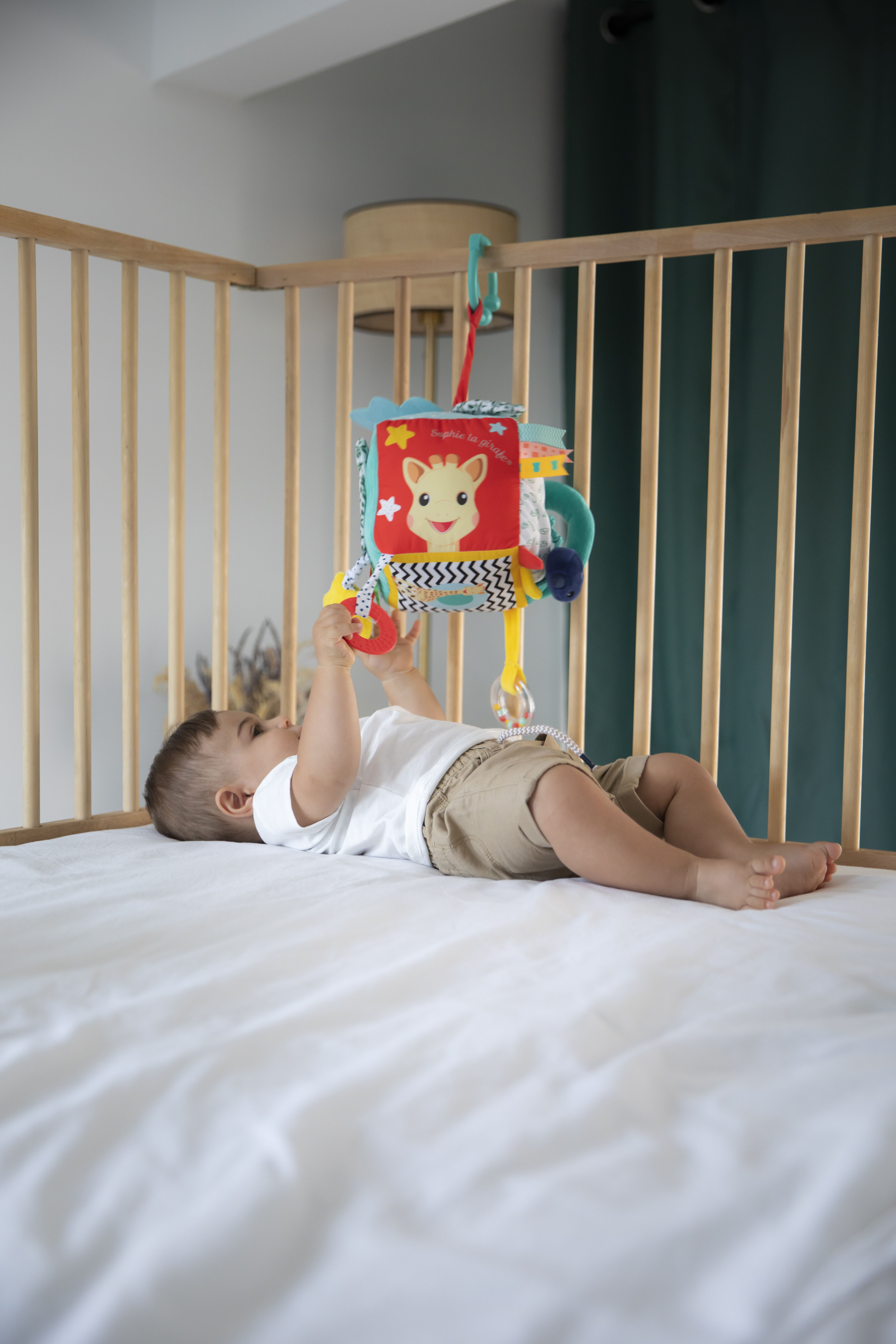 مكعب تحفيز الحواس فريش تاتش من صوفي لا جيراف image number 20