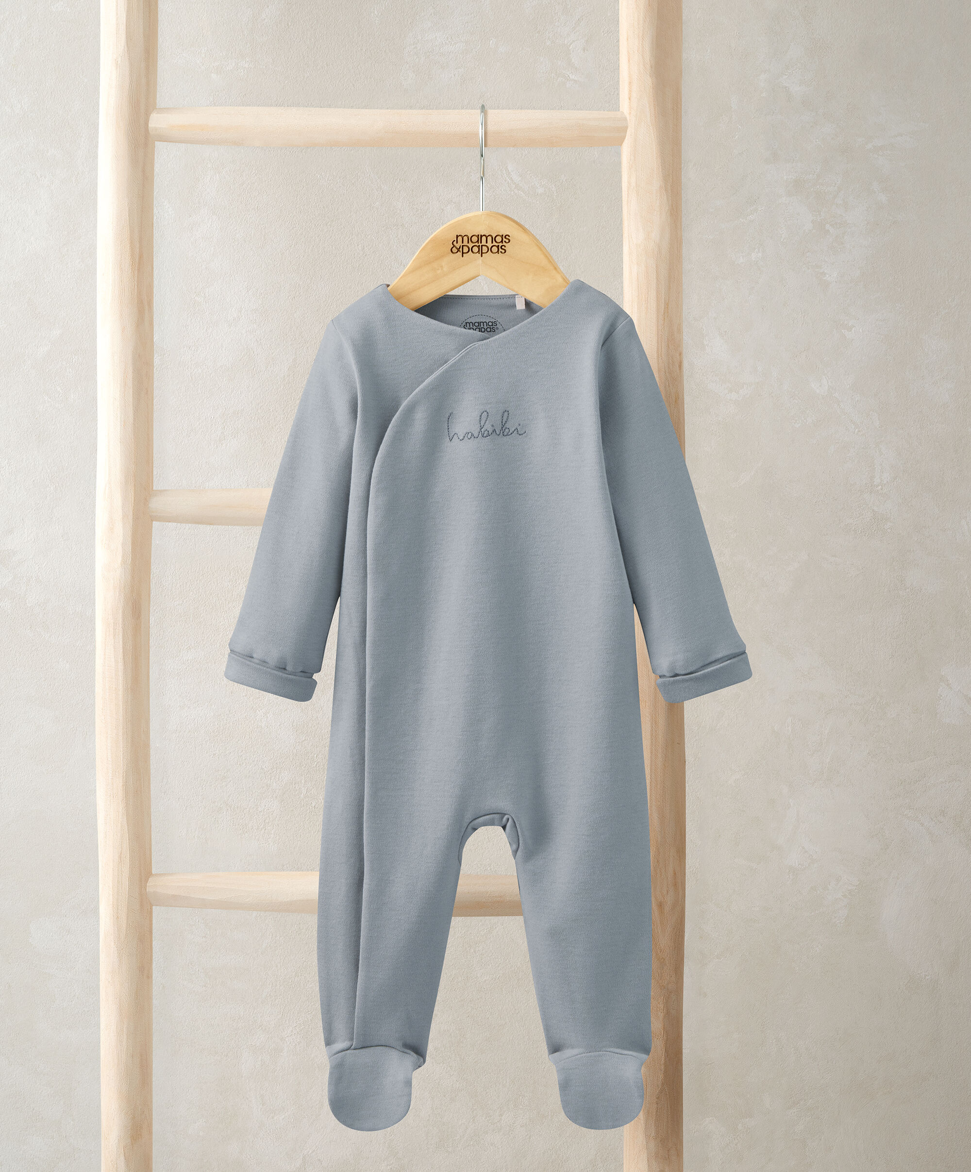 لباس بتصميم قطعة واحدة بنقشة حبيبي باللون الأزرق