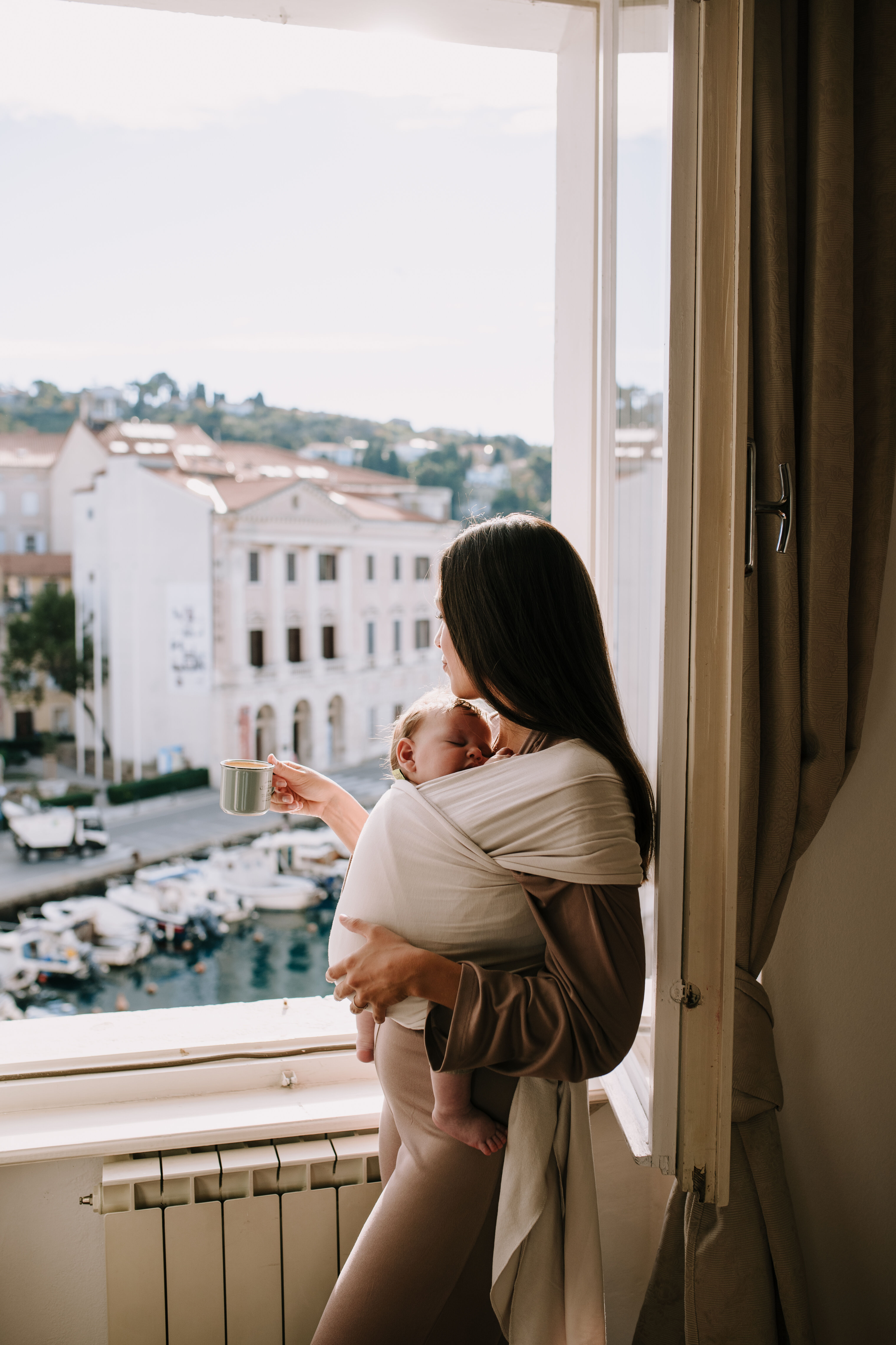 حمالة بوبا سيرينتي قابلة للف للرضع - بيج image number 6