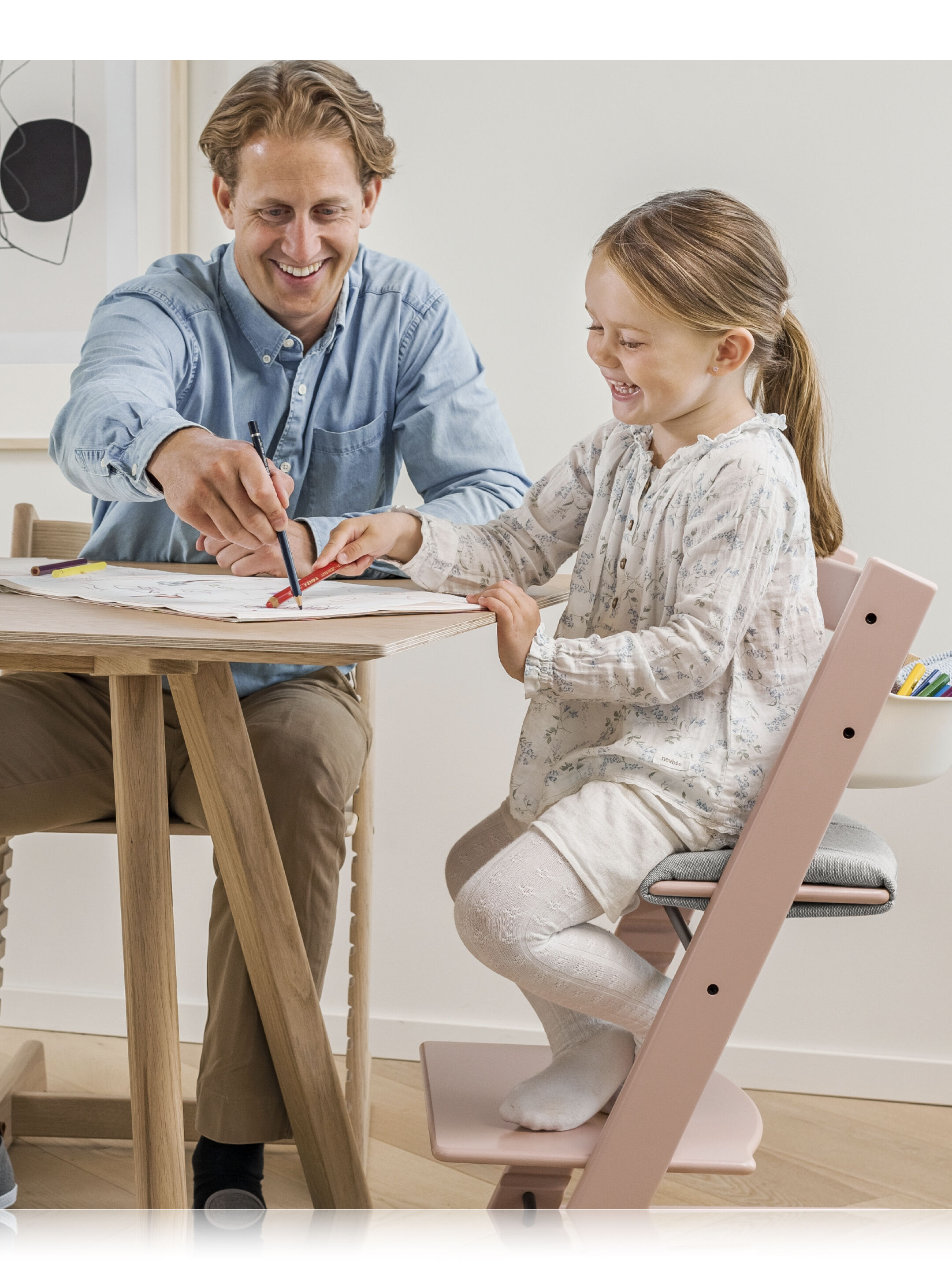 كرسي تريب تراب من ستوك - وردي image number 6