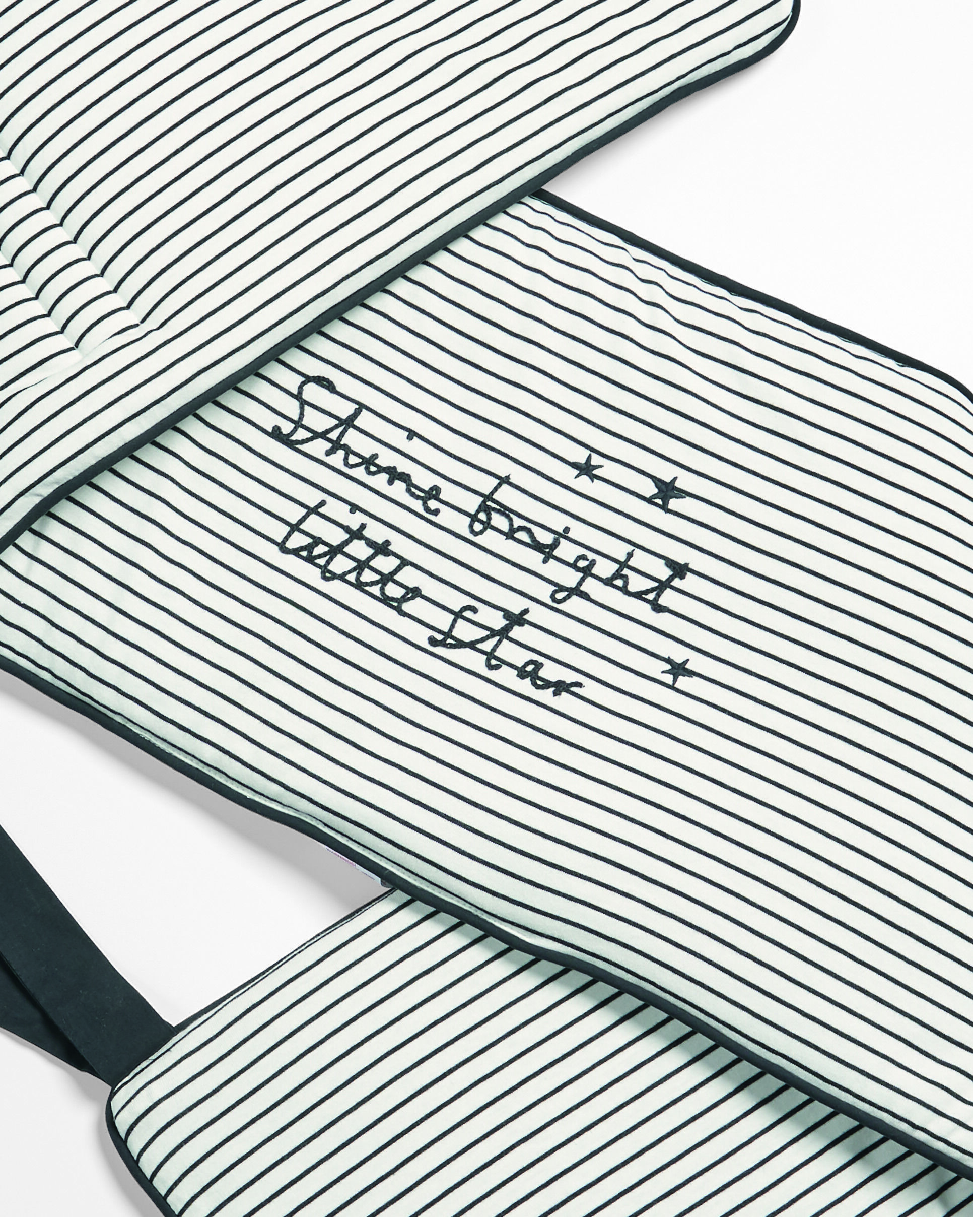 حاجز واقٍ من الصدمات - ستاري سكيز image number 2