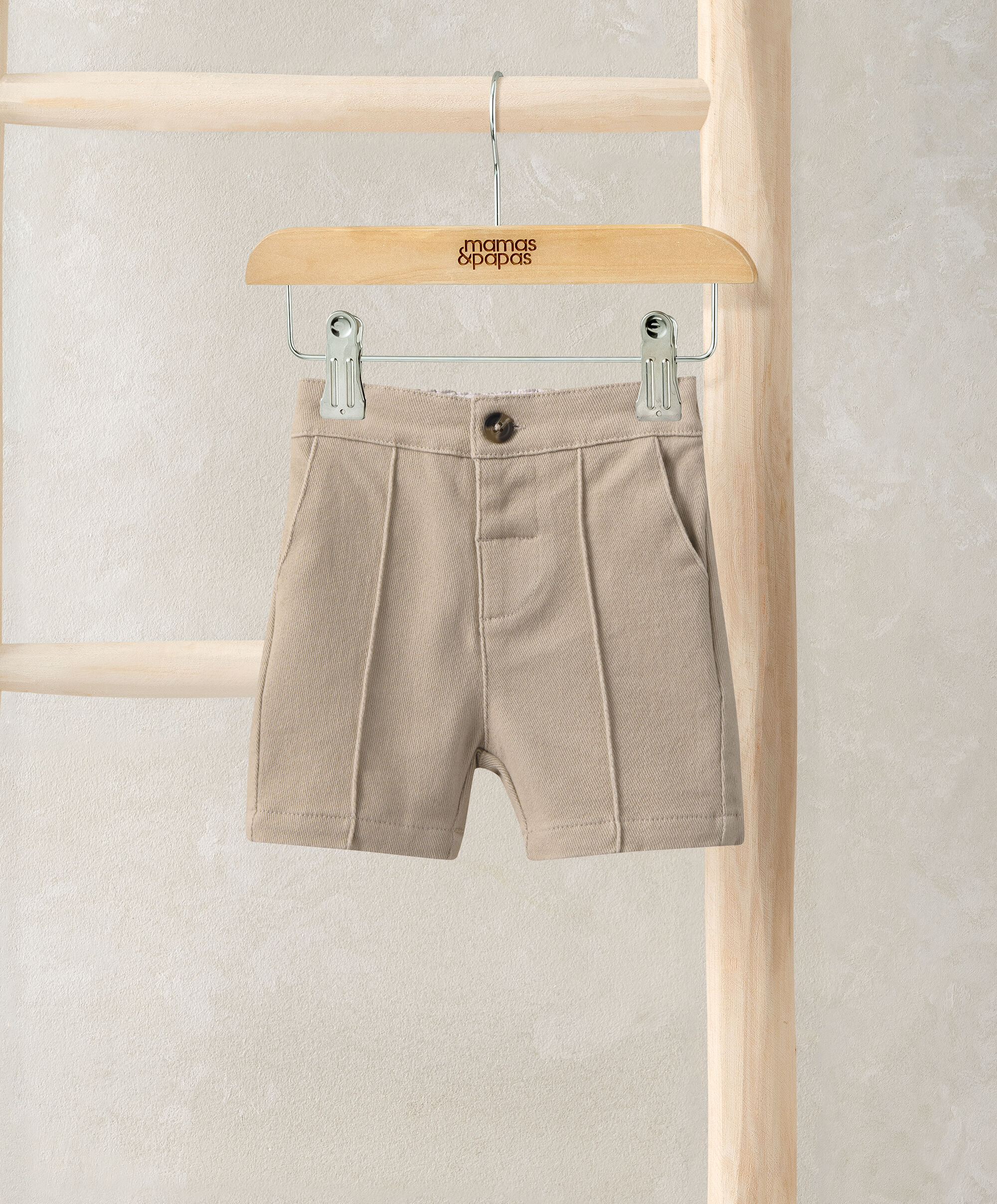 شورت رسمي بطيات