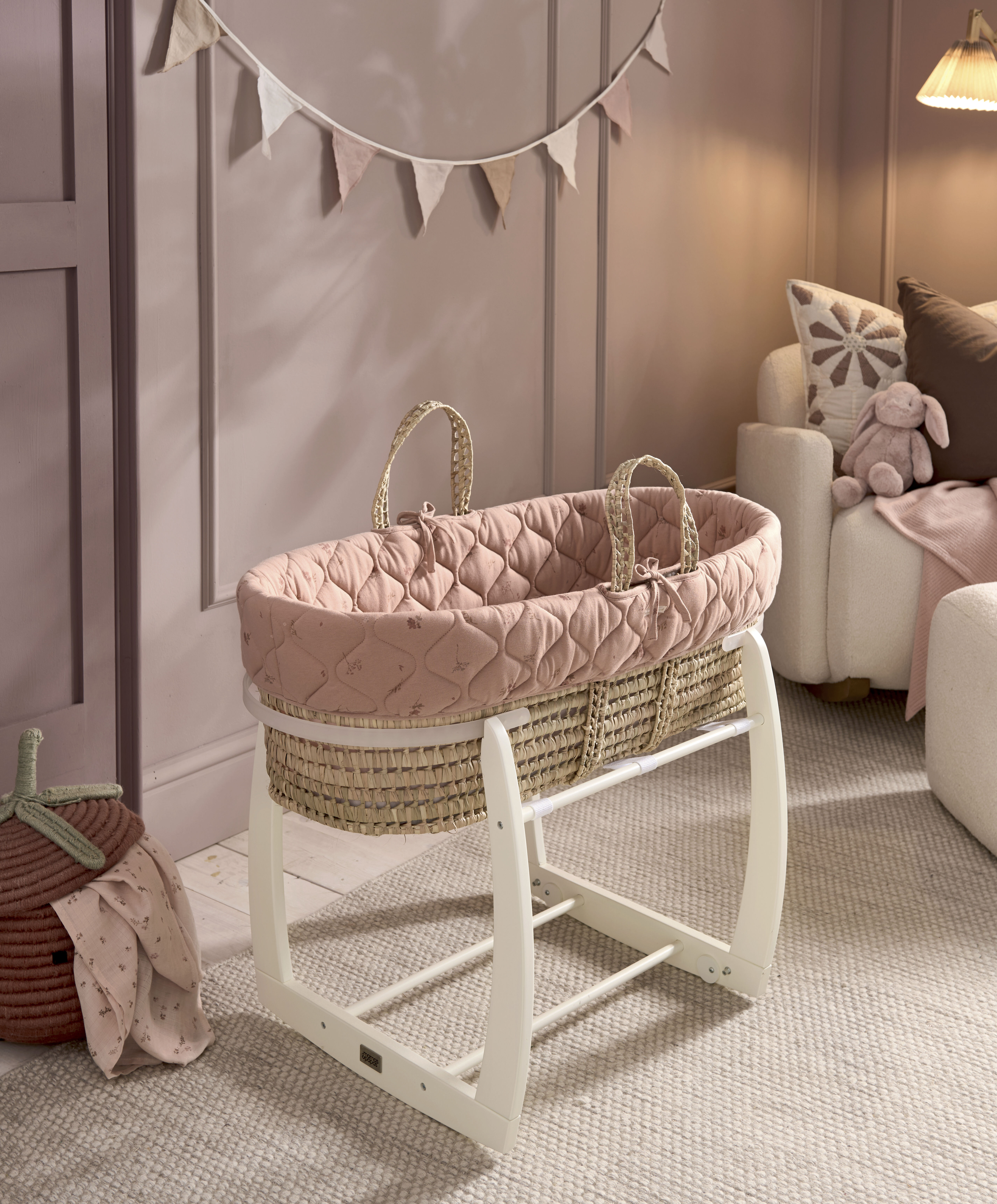 سلة موسى- ويلكوم تو ذا وورلد بنقشة زهور