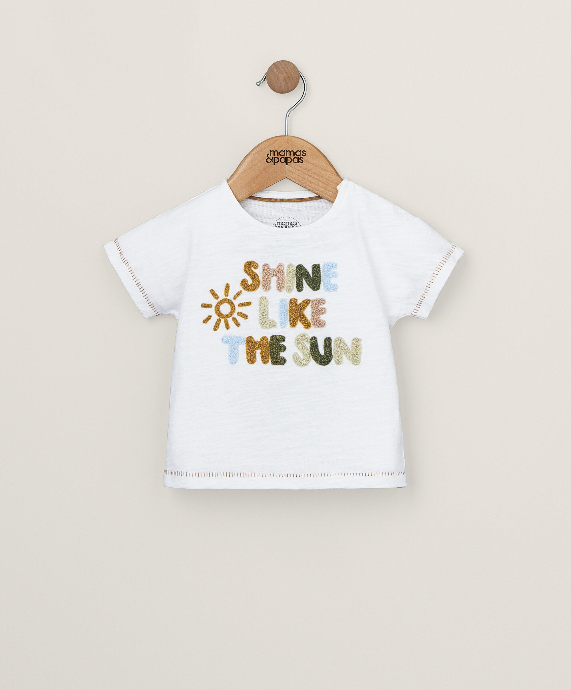 تي شيرت بطبعة Shine Like The Sun image number 1