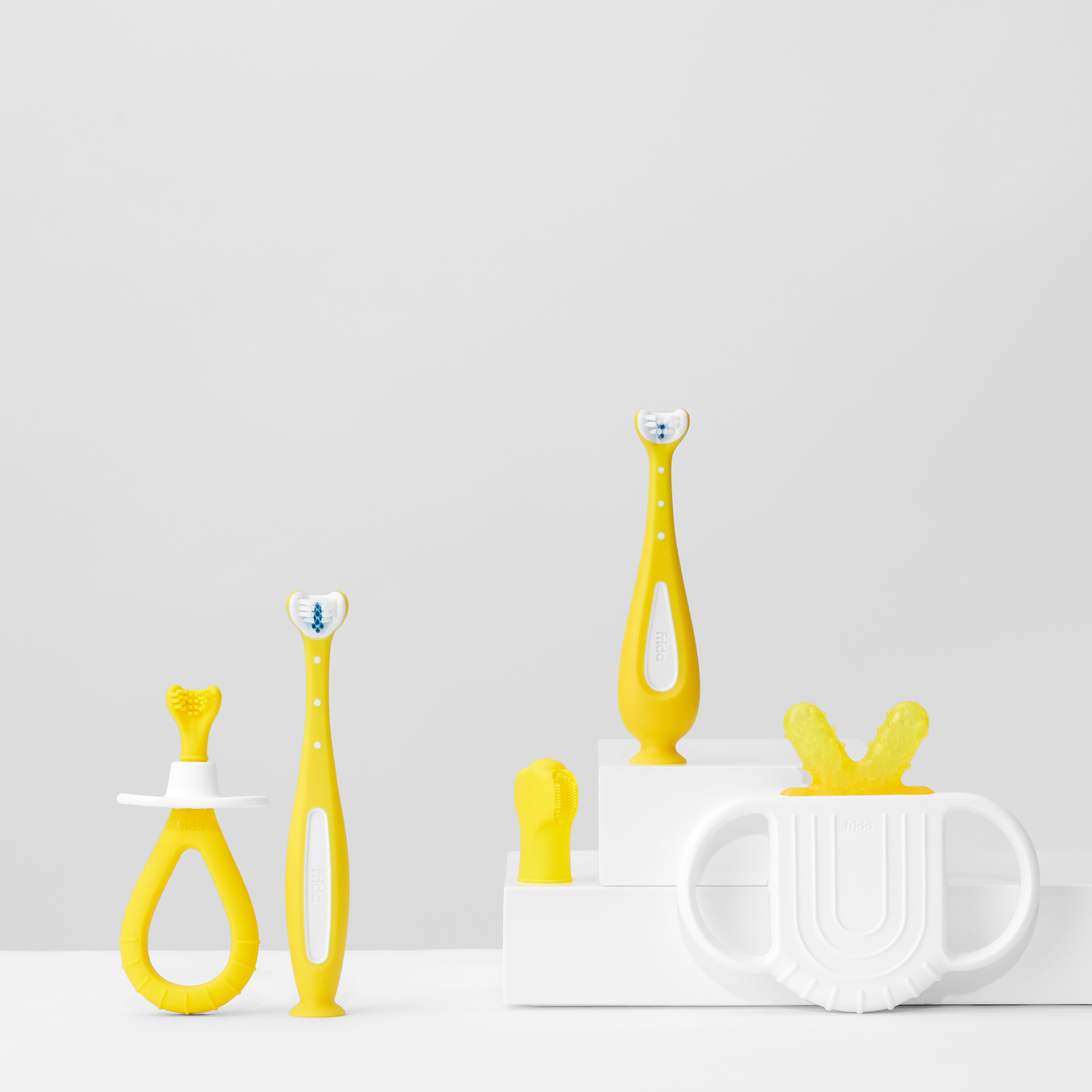 مجموعة فرشاة التدريب على غسل الأسنان جرو ويذ مي فريدا بيبي image number 4