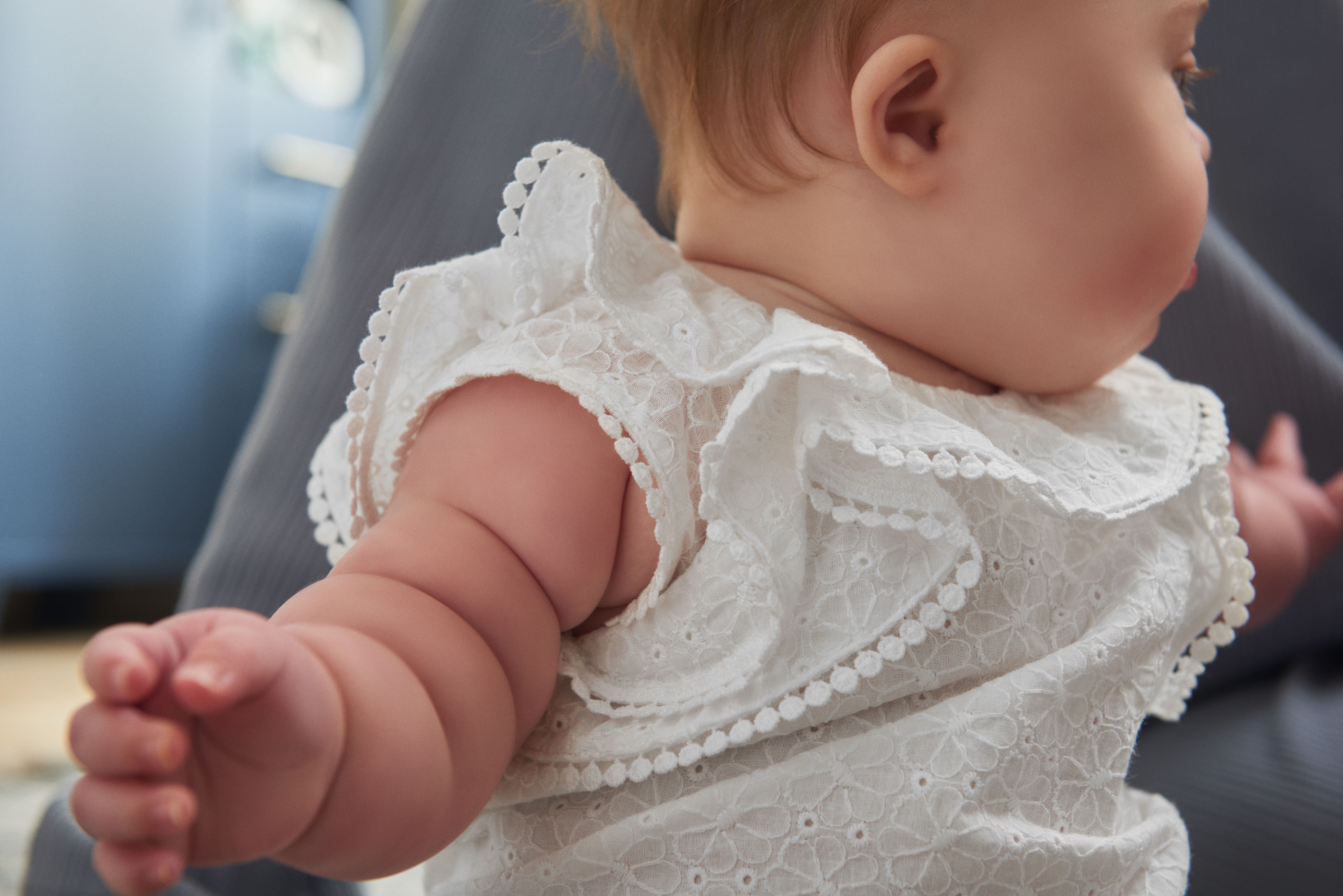 رومبر بتطريزات إنجليزية - أبيض image number 7