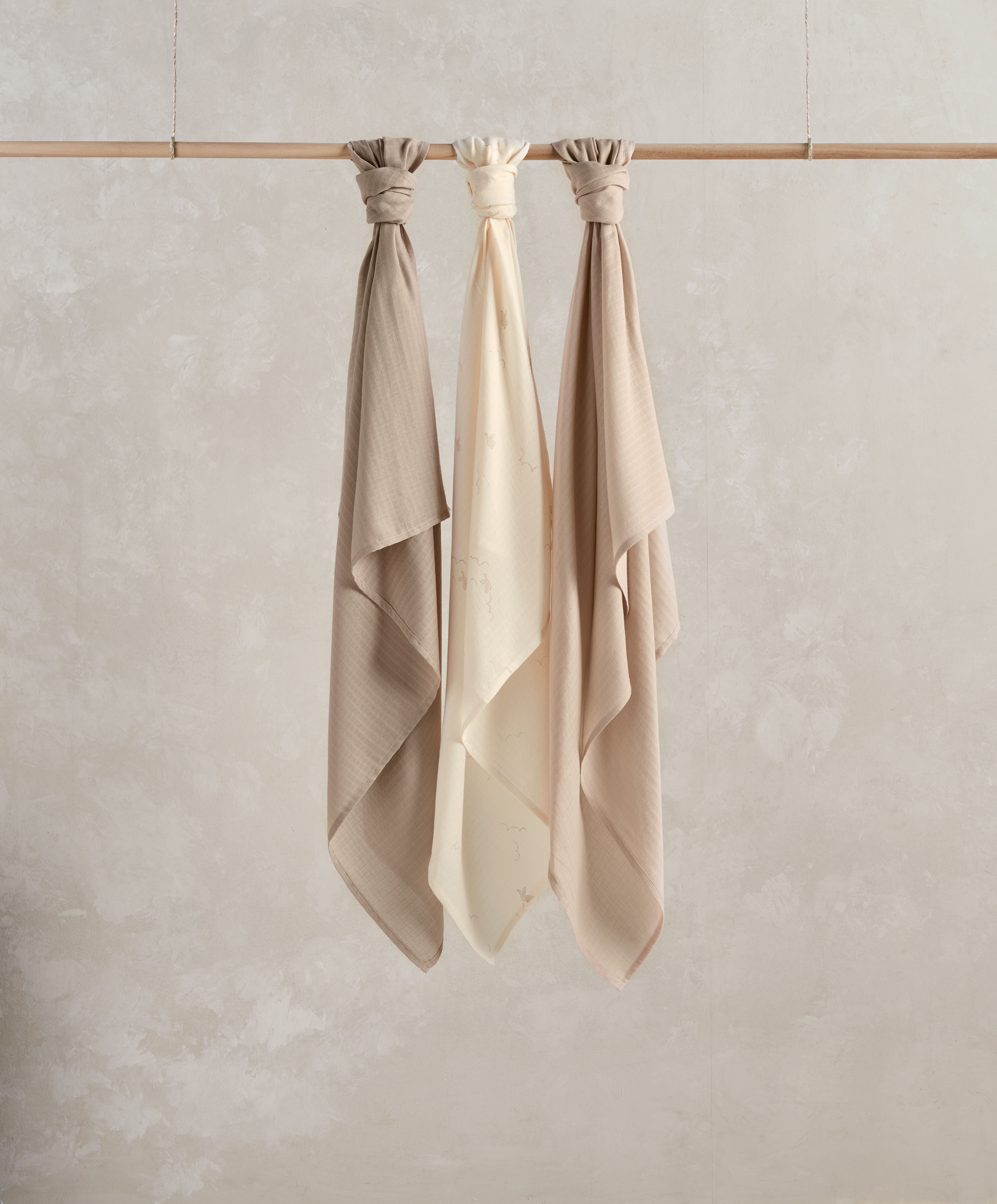 مجموعة مربعات موسلين ويلكم تو ذا وورلد داكلينج - 3 قطع