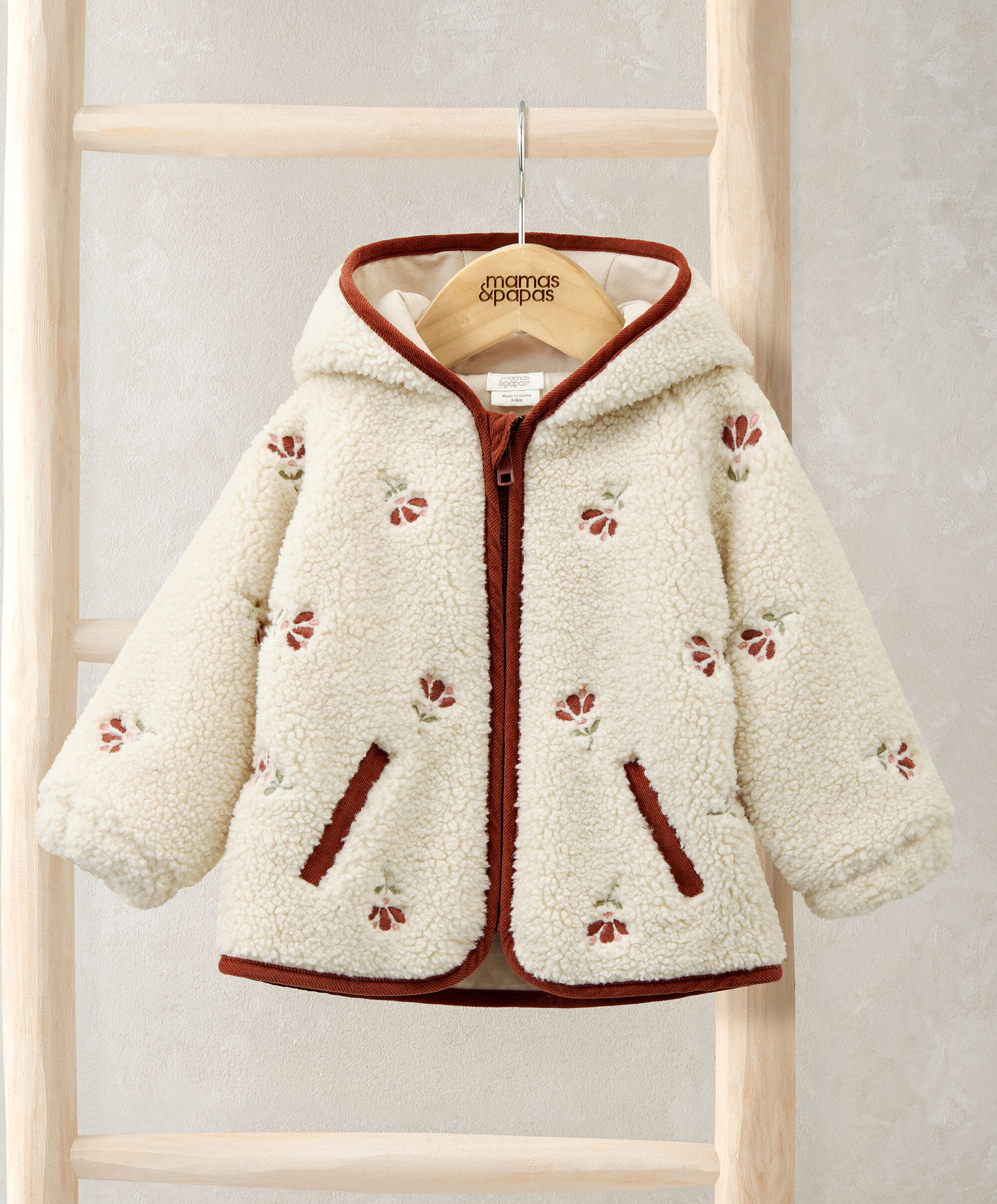 جاكيت بورغ مطرز image number 1