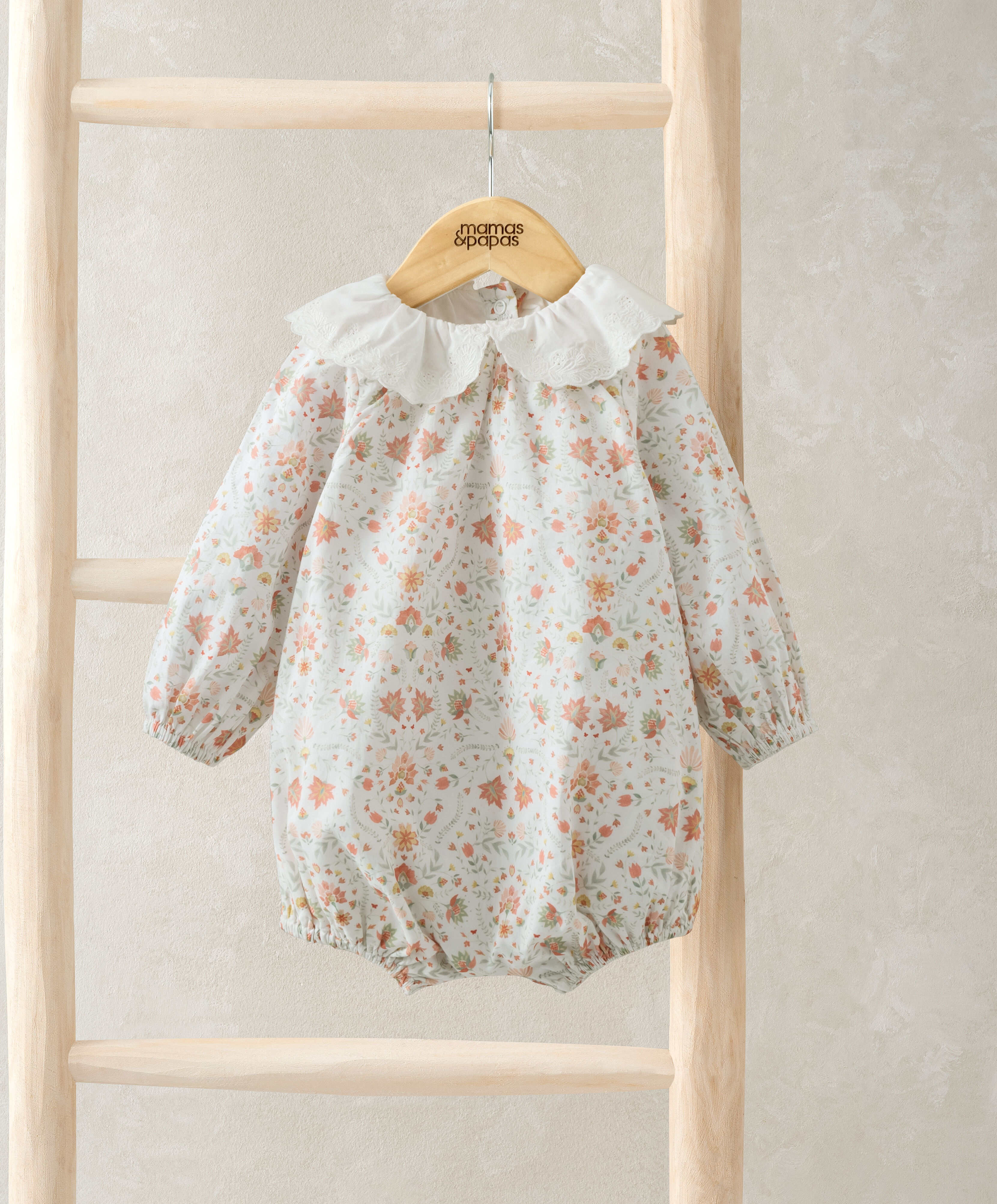 رومبر بنقشة زهور متماثلة image number 1