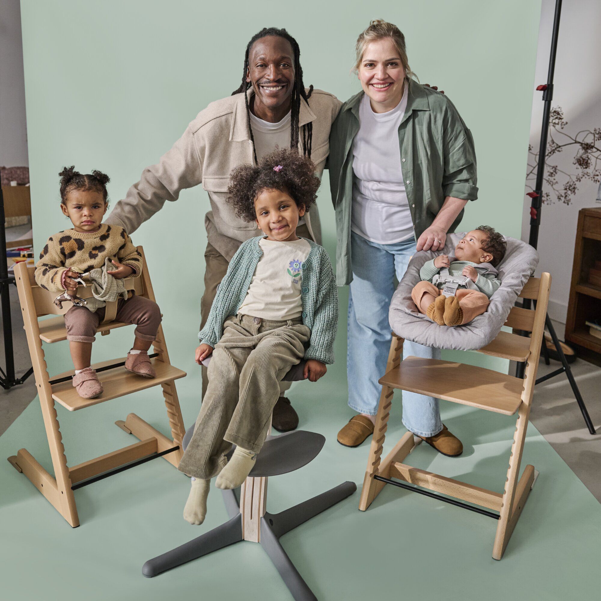 Stokke Tripp Trapp Chair + Baby & Newborn Set Bundle - Natural (3 pieces) image number 6