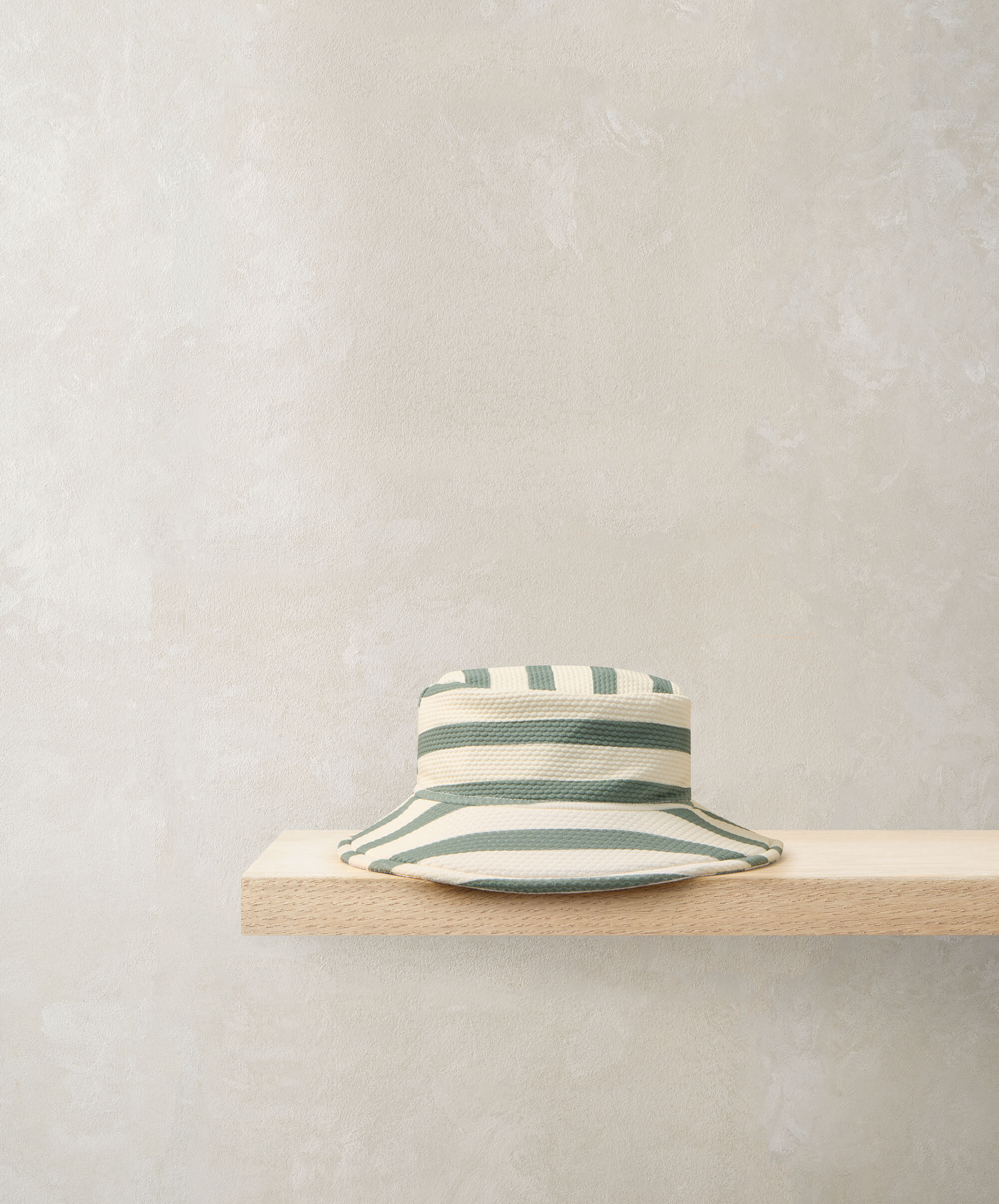 قبعة سباحة باكيت مخططة