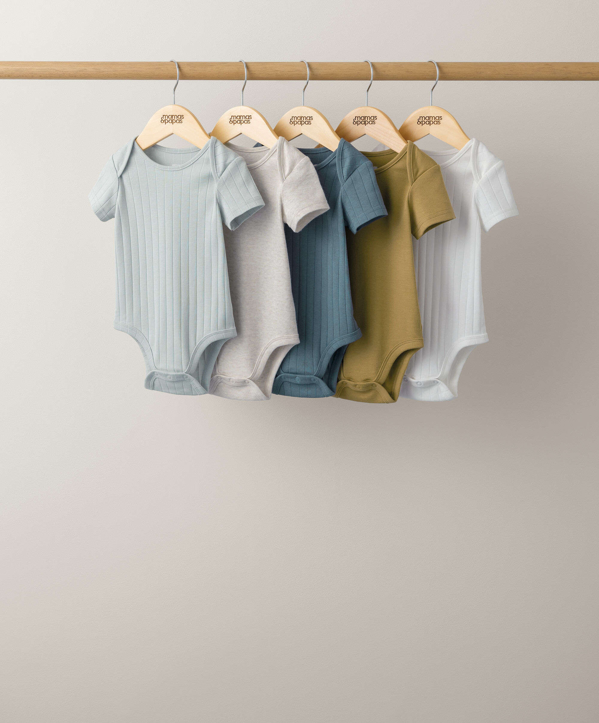 طقم لباس قطعة واحدة مضلع بأكمام قصيرة - 5 قطع image number 1