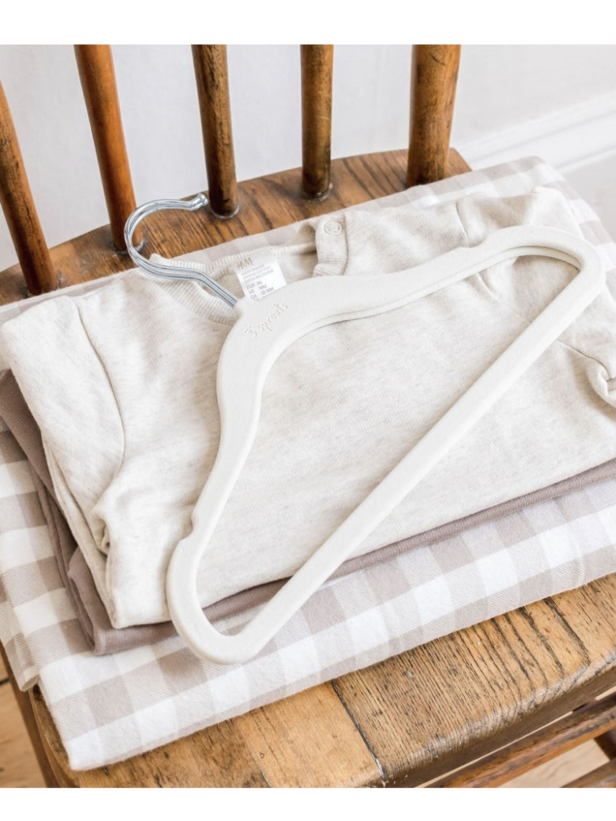 مجموعة علاقات مخمل من 3 سبراوتس بلون أبيض كريمي - 15 قطعة image number 4